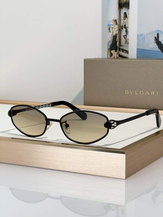 Picture of Bvlgari Sunglasses _SKUfw79279799fw